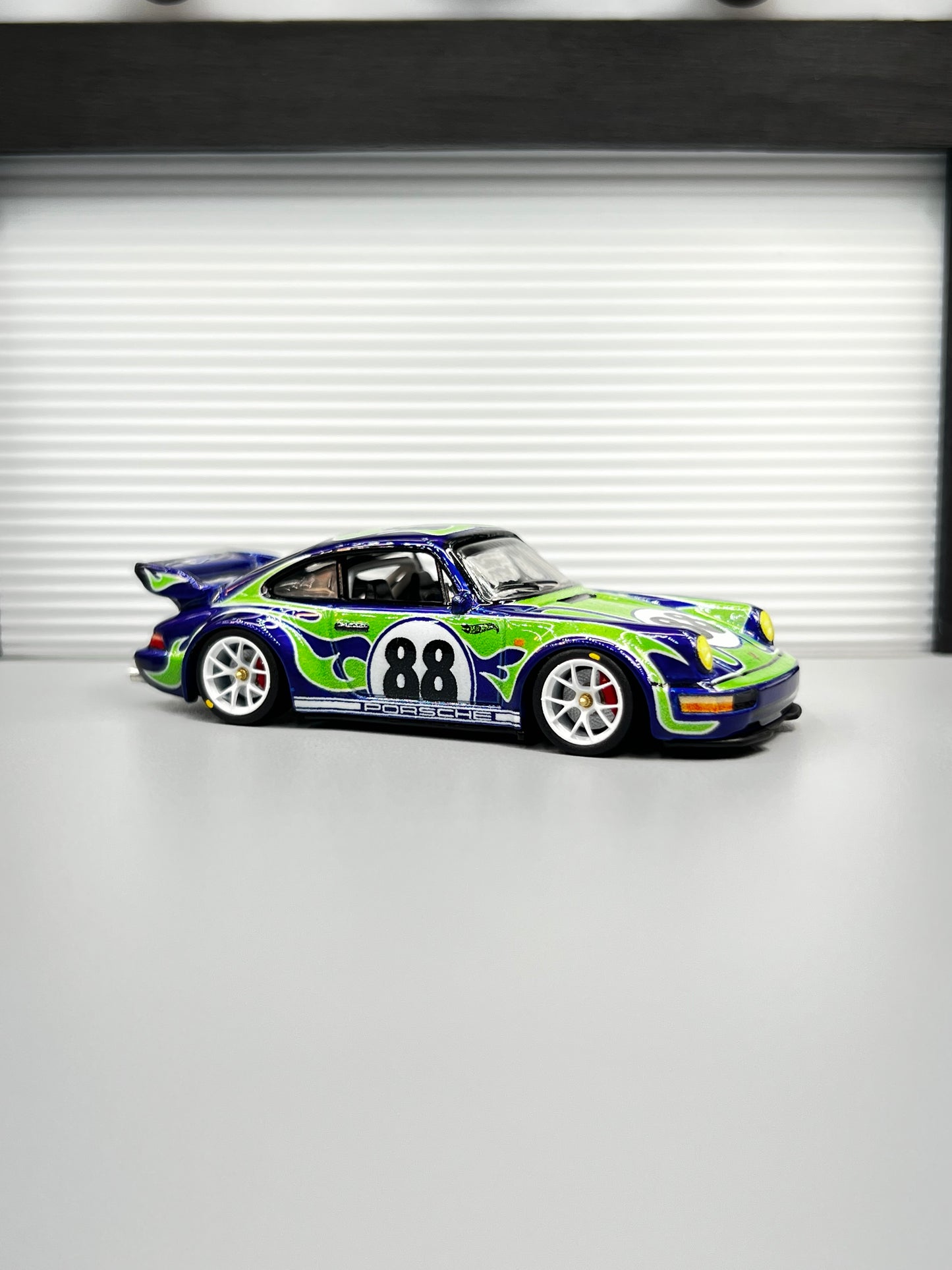 Porsche 3.8 Carrera Convention