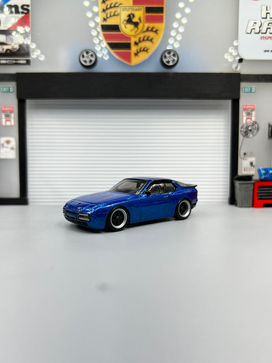 Porsche 944